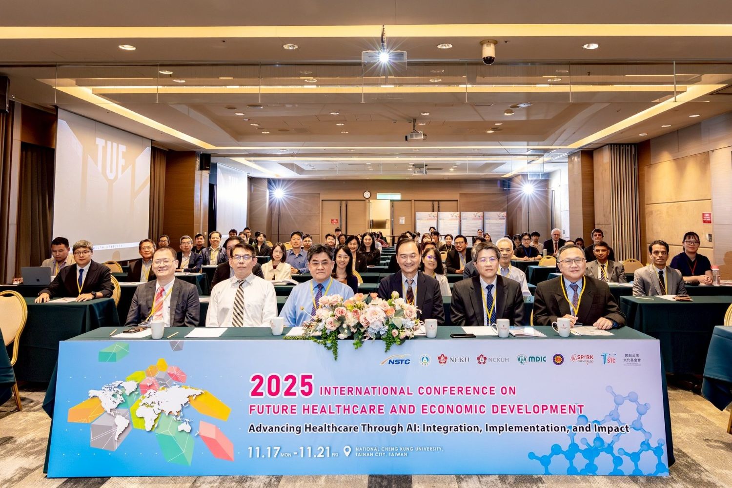 「2025 未來醫療健康科技與經濟發展國際會議」 加速醫療科技產業創新打造臺灣成為國際生醫創新智慧雨林生態系