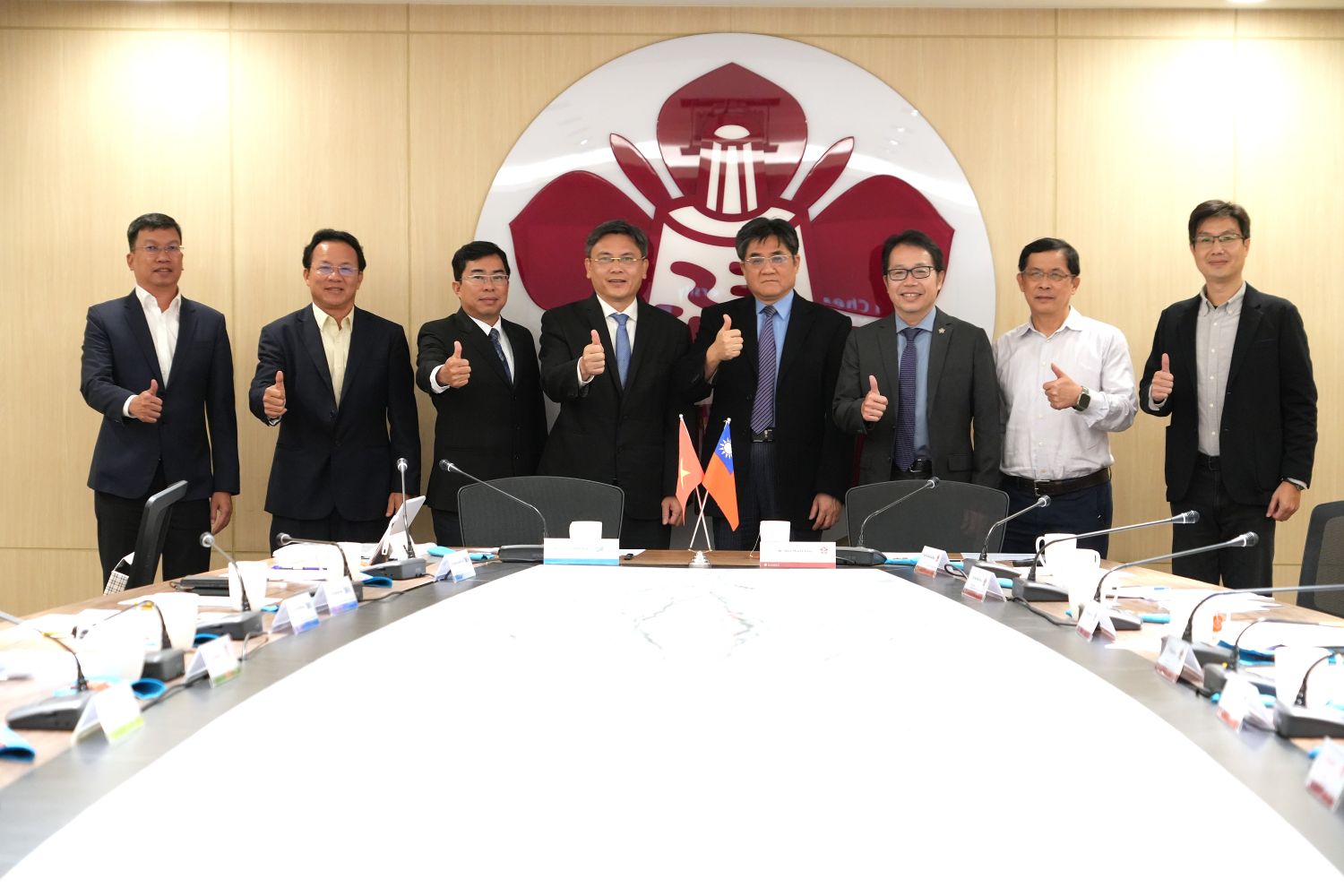 成大攜手越南胡志明市國家大學　聚焦人工智慧與智慧城市跨國合作