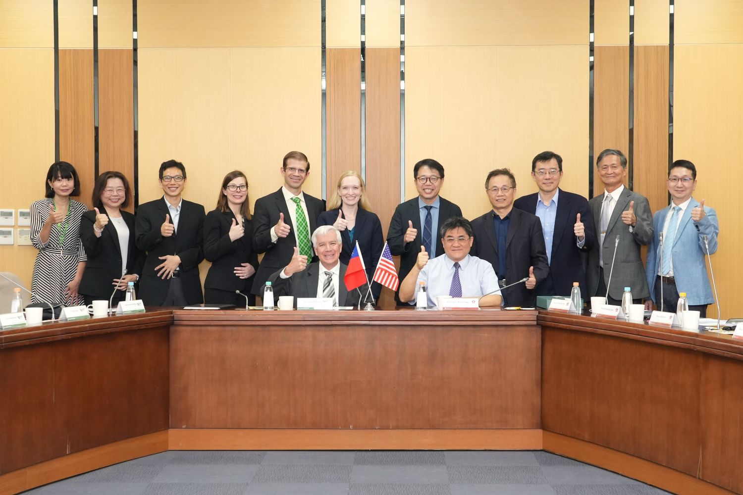 美國北德州大學高層訪團訪問國立成功大學 共議工程與半導體合作