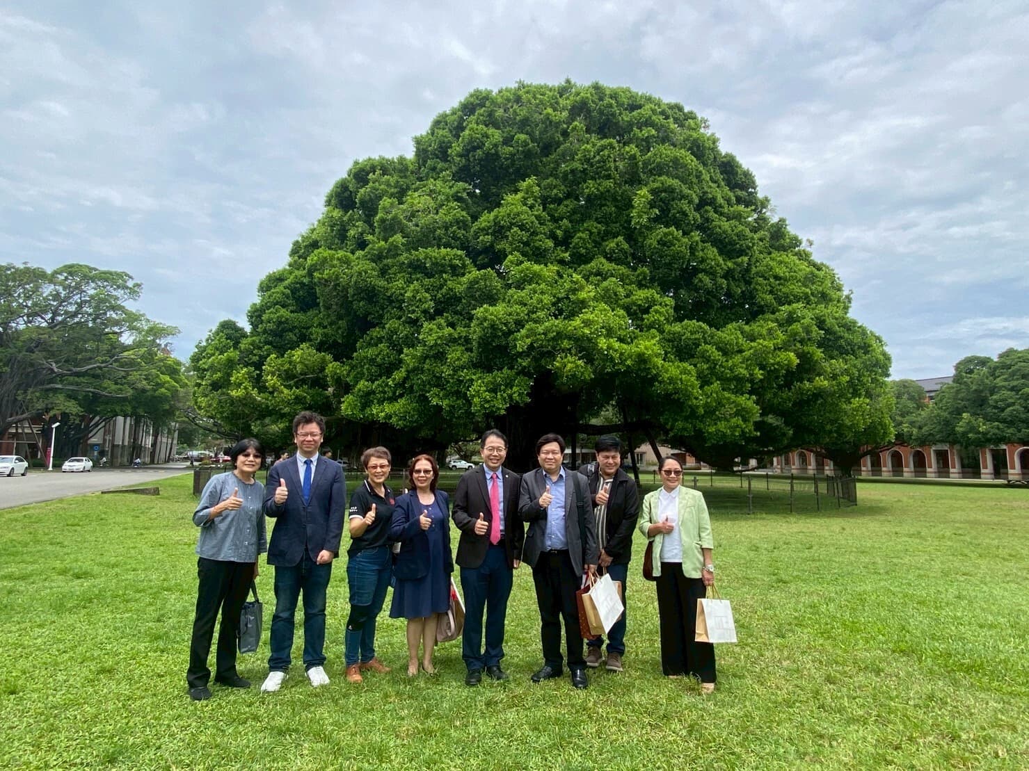 Mapúa University Delegation Visits NCKU to Deepen Medical Collaboration